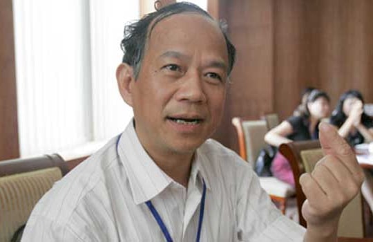 Chính sách thắt chặt tiền tệ: Độ trễ còn 3 tháng