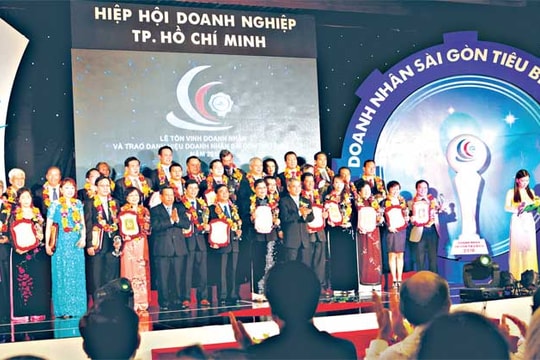 Trọng trách của những doanh nhân dân tộc