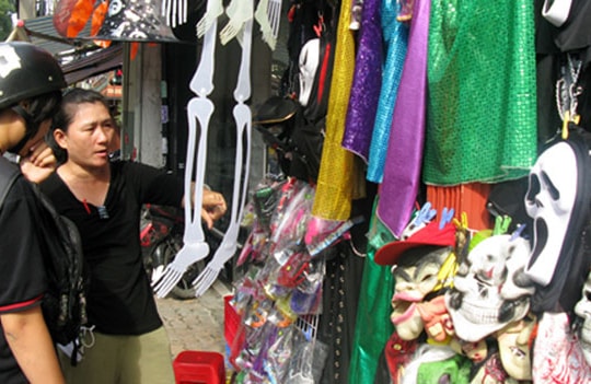 Thị trường Halloween bắt đầu 'nóng'