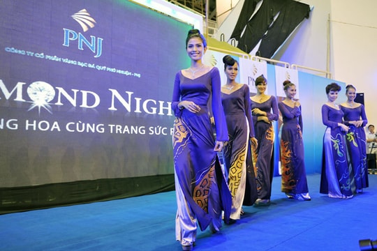 Thăng hoa cùng bộ trang sức “Kim - Mộc - Thủy - Hỏa - Thổ”