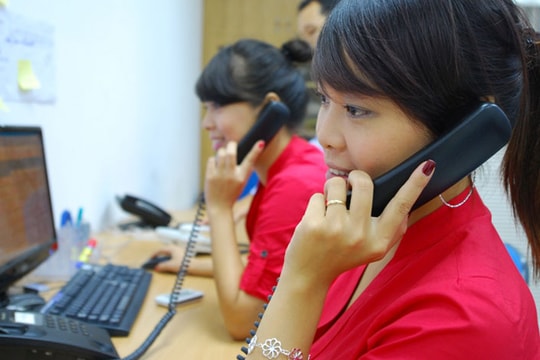 Thu thập phản hồi từ khách hàng