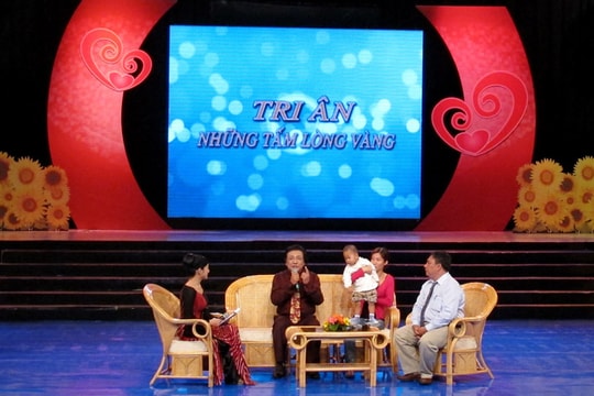 "Tri ân những tấm lòng vàng"