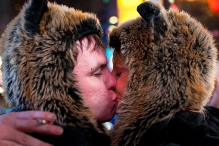 Quảng trường Thời đại của New York vỡ òa niềm hân hoan năm mới