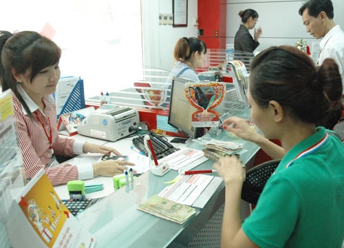 Ngân hàng thay “máu”