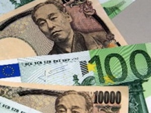 Euro, yen trượt giá vì kinh tế Trung Quốc suy giảm