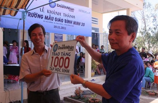 Doanh nghiệp làm từ thiện: Sài Gòn "chịu chi" hơn Hà Nội