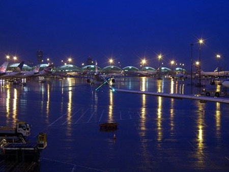 Những siêu dự án tốn kém nhất thế giới