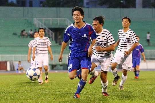 Khai mạc Giải bóng đá Doanh nhân Sài Gòn 2012 - Cúp MPE