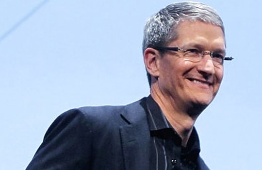 CEO Apple là "người đồng tính quyền lực nhất Mỹ"
