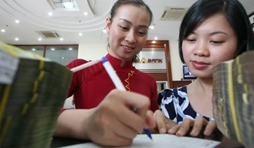 Nhiều ngân hàng khó đạt chỉ tiêu tăng trưởng tín dụng