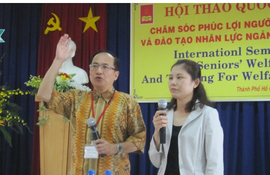 Chuẩn bị nguồn nhân lực chăm sóc người cao tuổi