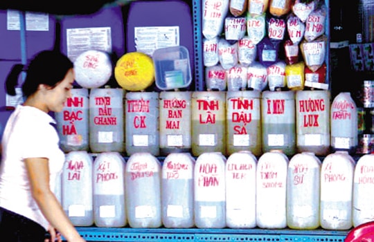 Chi 10% phụ gia thực phẩm sản xuất tại Việt Nam