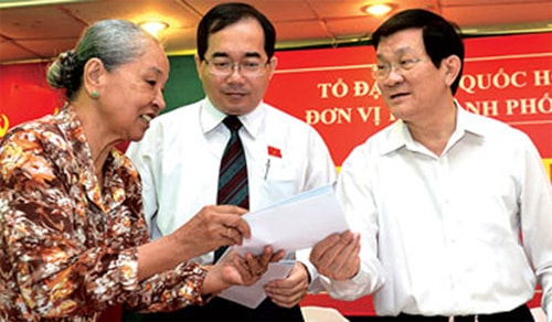 Cử tri TP.HCM: Sợ nhất giặc tham nhũng