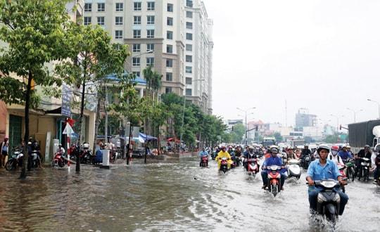 Đến khi nào thành phố mới hết ngập lụt?