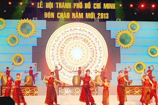 Khai mạc lễ hội TP.HCM đón chào năm mới 2013