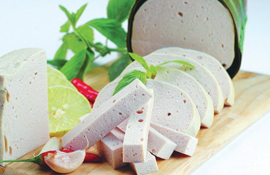 Hồn Việt trong món giò lụa và chả giò