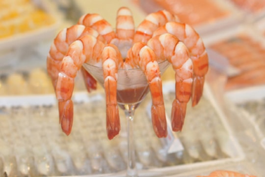 Vì sao "Vua tôm" chạy khỏi sàn?