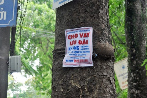 Vay tài chính tiêu dùng lãi suất tới 72% một năm