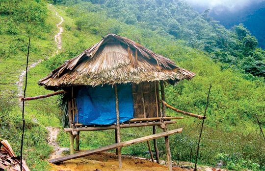 Còn lại gì cổ tục xưa?