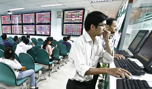 Xét lại giá trị cổ phiếu ngân hàng