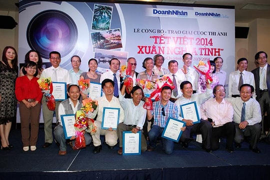 Công bố và trao giải cuộc thi ảnh "Tết Việt 2014"