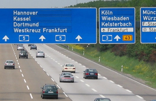 Các luật giao thông kỳ lạ trên thế giới