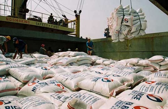 Xuất khẩu gạo: Khó khăn còn dài?