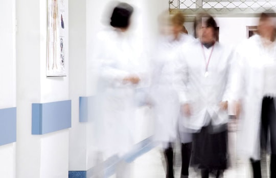 Dịch sởi và ba cái máy thở...