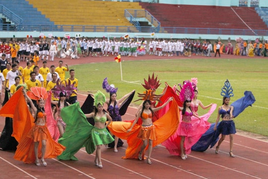 Khai mạc Giải bóng đá Doanh nhân Sài Gòn 2014 - Cúp MPE