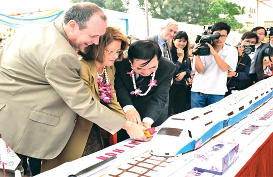 Quảng bá văn hóa Việt, chúng ta có gì?