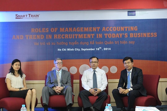 Tọa đàm  “Vai trò và xu hướng tuyển dụng Kế toán quản trị hiện nay”.