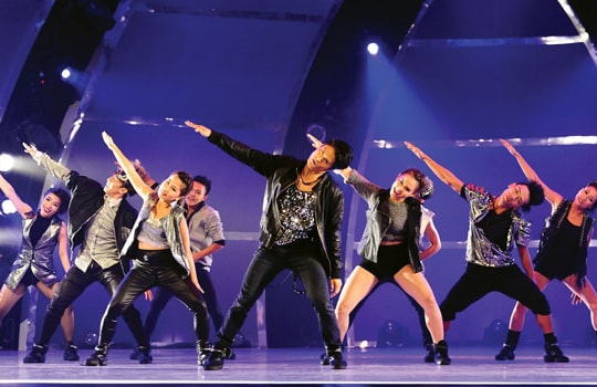 Nghệ sĩ trẻ tìm đến ngôn ngữ nghệ thuật quốc tế