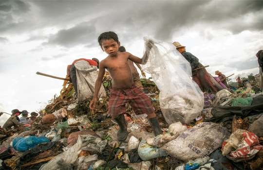 168 triệu đứa trẻ không có tuổi thơ