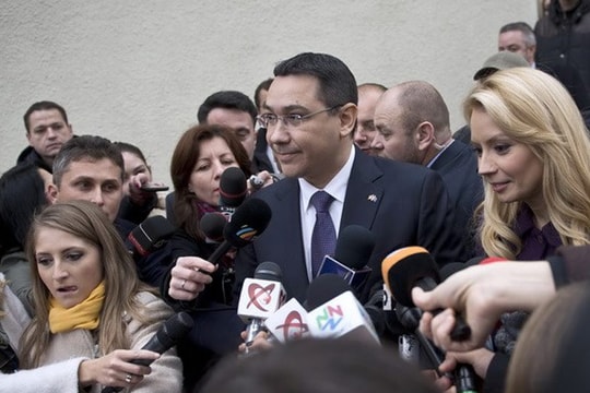 Thủ tướng Romania thừa nhận thất bại