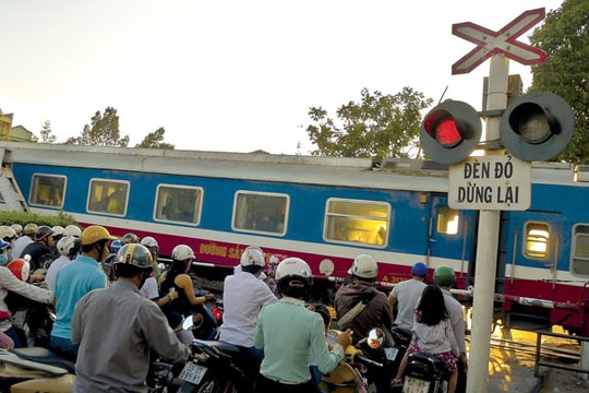 Đường dài - tăng trưởng ngắn