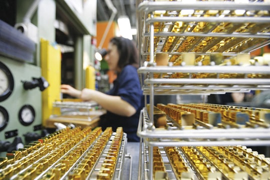 Thụy Sĩ chuyển vàng về Zurich