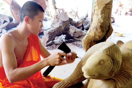 Trường dạy nghề trong ngôi chùa cổ