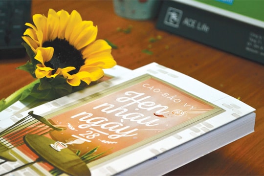 Cao Bảo Vy giới thiệu sách "Hẹn nhau ngày 28"