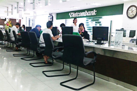 Tăng tốc tái cơ cấu ngân hàng