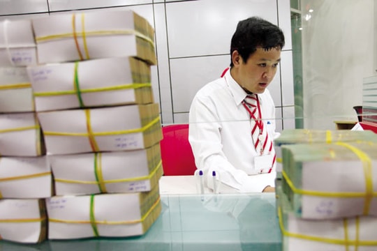 Tái cấu trúc ngân hàng tạo nên "quỹ tín dụng đen"?