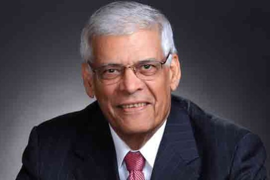 OPEC: Cuối năm 2015, thị trường dầu mỏ sẽ cân bằng lại