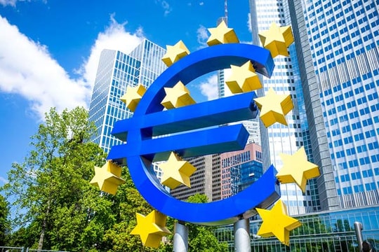 Nợ công khu vực Eurozone lên mức cao kỷ lục