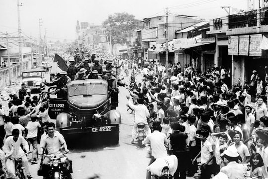 Sức mạnh của "thế trận lòng dân" trong Đại thắng mùa Xuân 1975