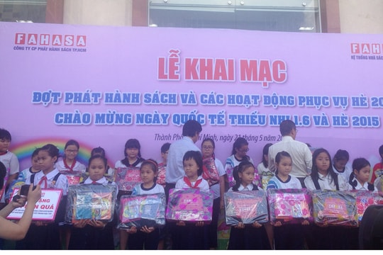 Fahasa khai mạc các hoạt động Hè 2015