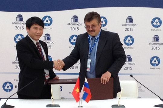 Việt Nam - Nga hợp tác đào tạo nhân lực lĩnh vực năng lượng nguyên tử