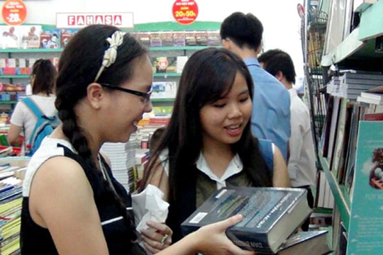 Hội sách giá đặc biệt 2015