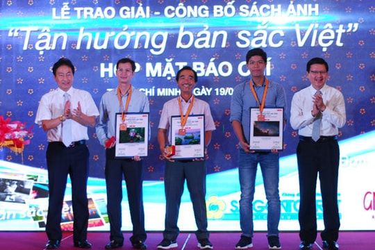 12 tác phẩm đoạt giải Cuộc thi ảnh "Tận hưởng bản sắc Việt"