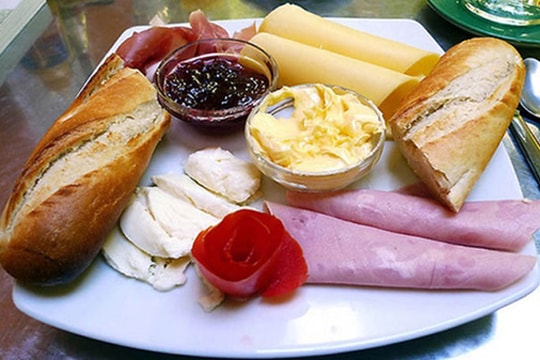 Thưởng thức những bữa sáng truyền thống trên thế giới