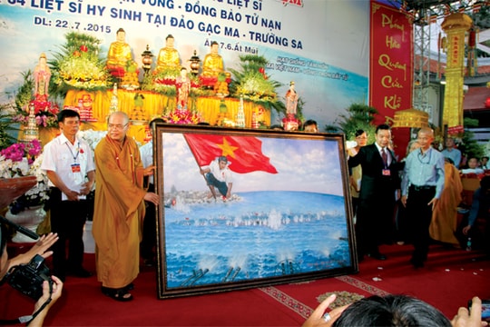 Vòng tròn bất tử có chủ nhân