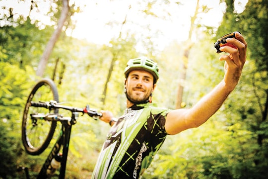 Camera cho người thích du lịch, mê tốc độ